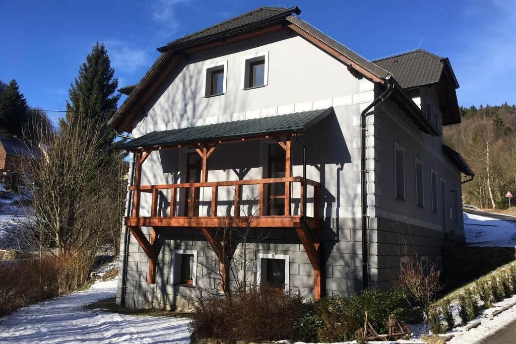 Villa Vykmanov Medenec Zewnętrze zdjęcie